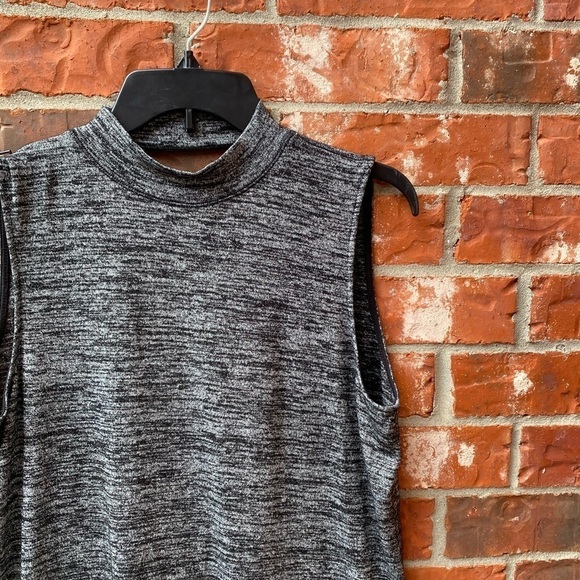 Rag & Bone Womens Large Gray Charlie Mock Neck VBack Cutout Tank Top - Picture 3 of 10